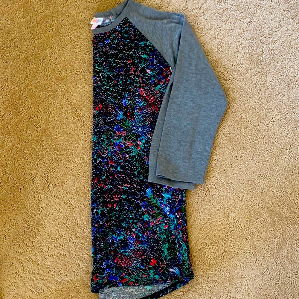 Lularoe Randy tee. Perfect condition.